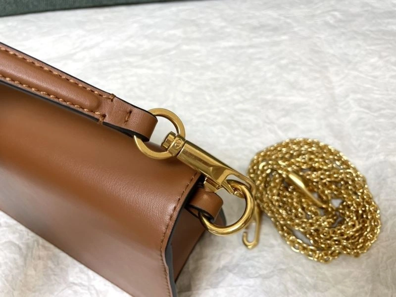 Tailored Valentino Satchel Bags 59978
