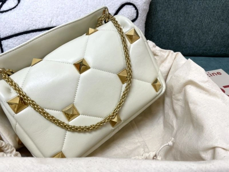 Tailored Valentino Satchel Bags 59847