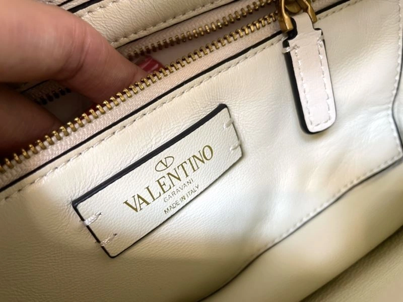 Tailored Valentino Satchel Bags 59847