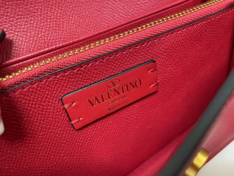 Effortless Valentino Satchel Bags 59799
