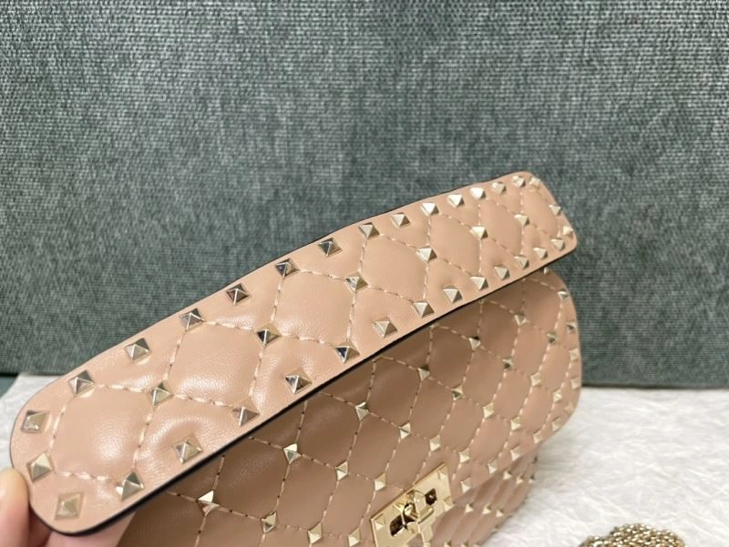 Effortless Valentino Satchel Bags 59692