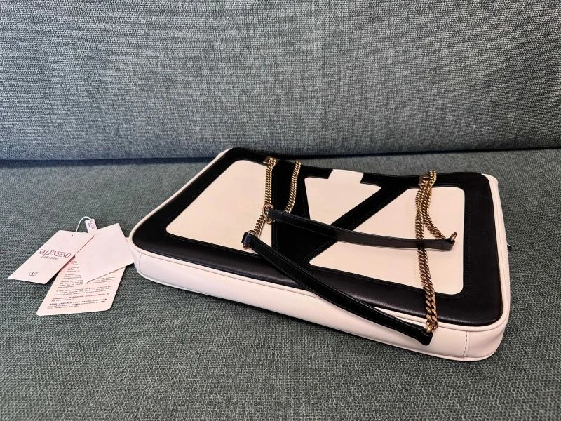 Effortless Valentino Satchel Bags 59767