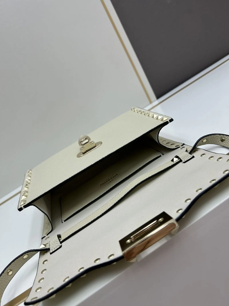 EyeCatching Valentino Satchel Bags 82341