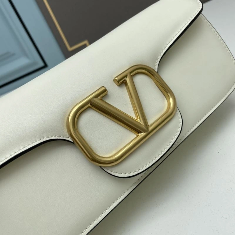 Valentino Satchel Bags Compact 82328