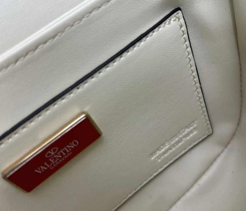 Valentino Satchel Bags Casual 82138