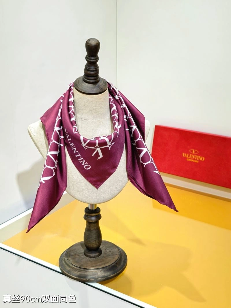 Durable Valentino Scarf 270831