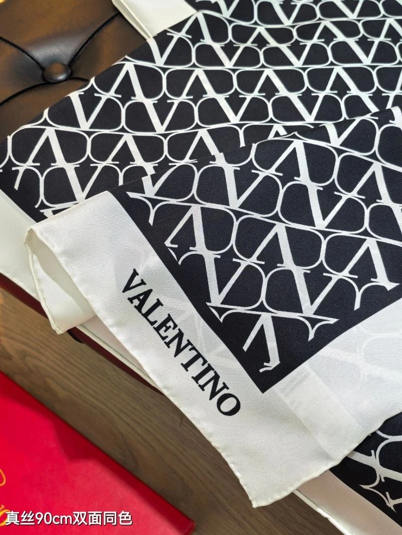 BestValue Valentino Scarf 270819