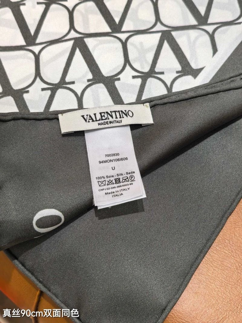 Valentino Scarf Cozy 270826