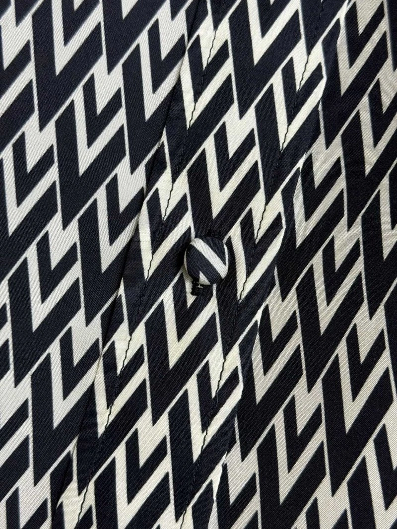 BestValue Valentino Shirts 174155