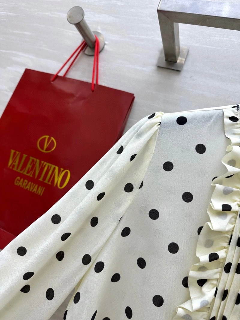 Durable Valentino Shirts 174464