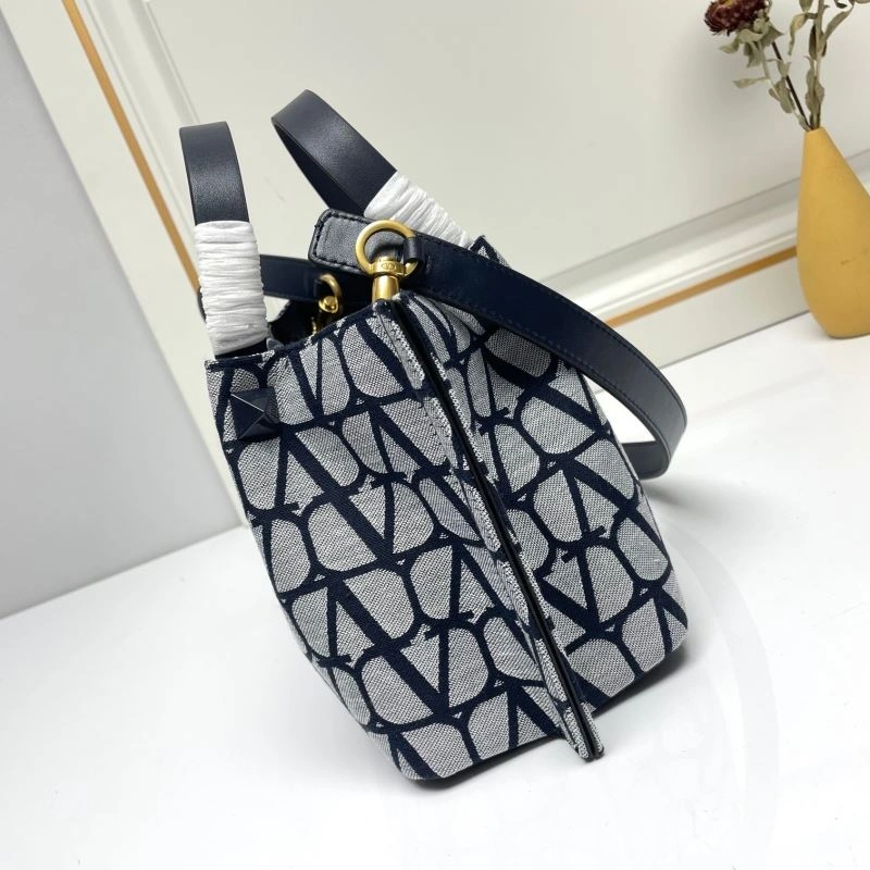 SmoothTexture Valentino Shopping Bags 86780