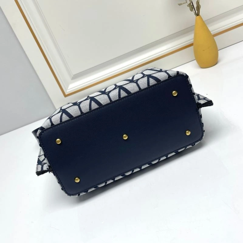 SmoothTexture Valentino Shopping Bags 86780