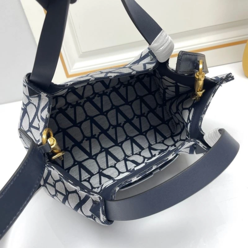 SmoothTexture Valentino Shopping Bags 86780