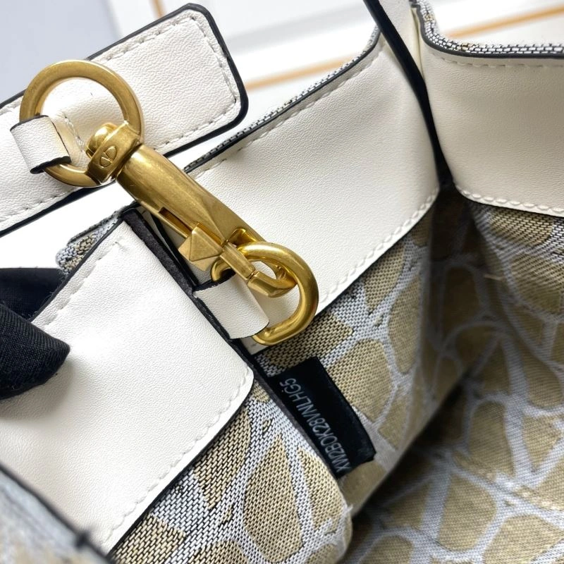 Stylish Valentino Shopping Bags 86779