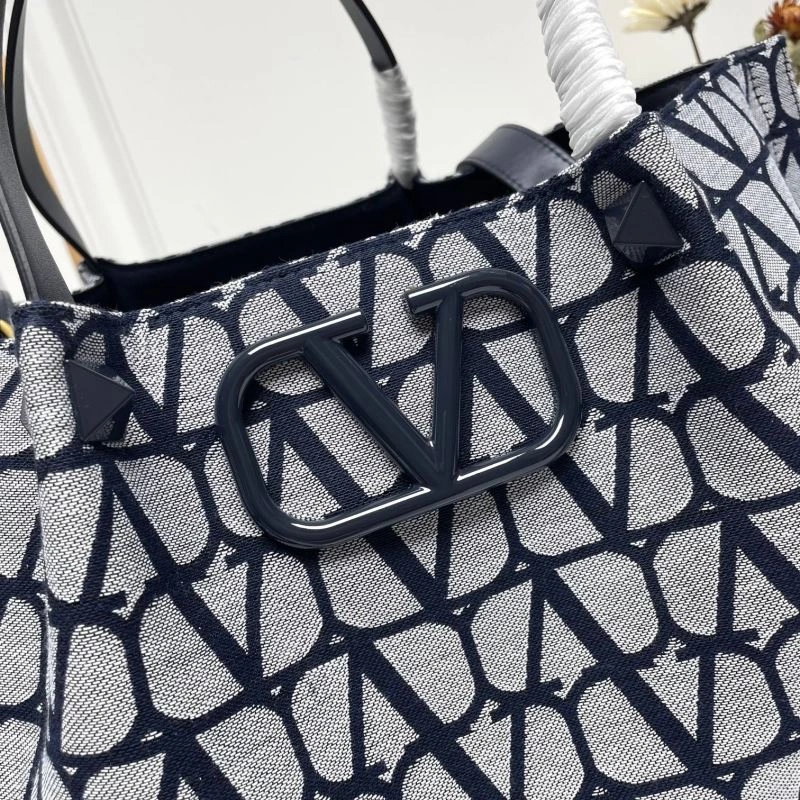Flexible Valentino Shopping Bags 86775