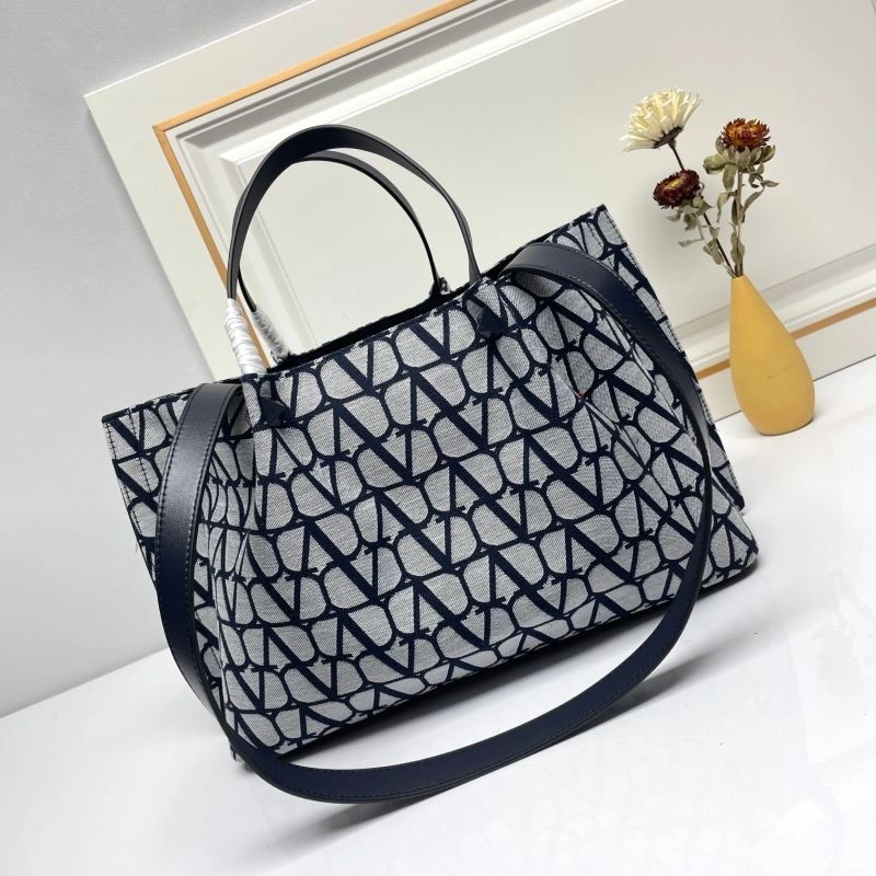 Flexible Valentino Shopping Bags 86775
