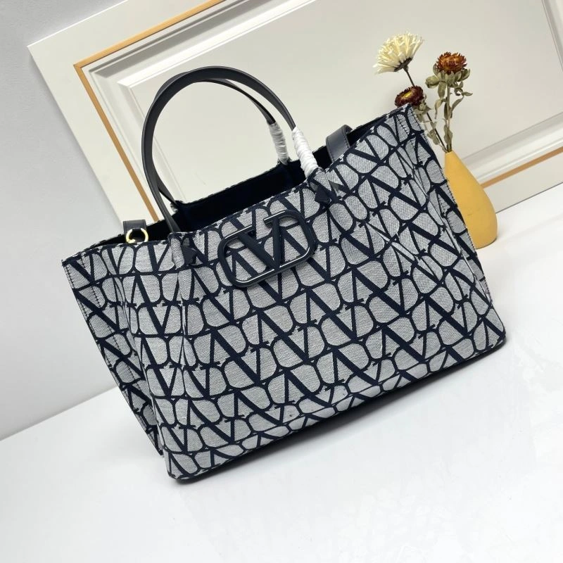 Flexible Valentino Shopping Bags 86775