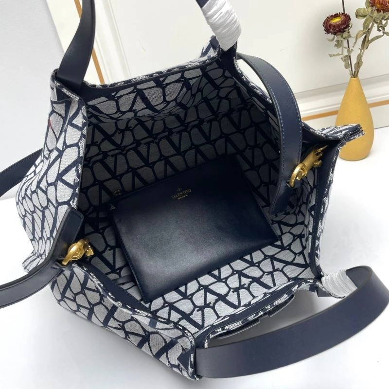Flexible Valentino Shopping Bags 86775