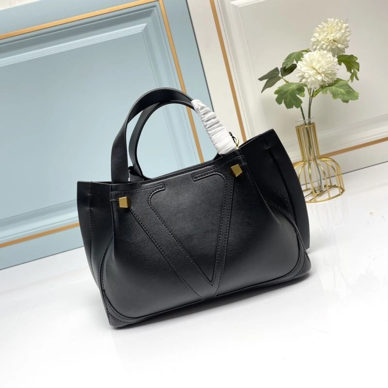 Sporty Valentino Shopping Bags 86770