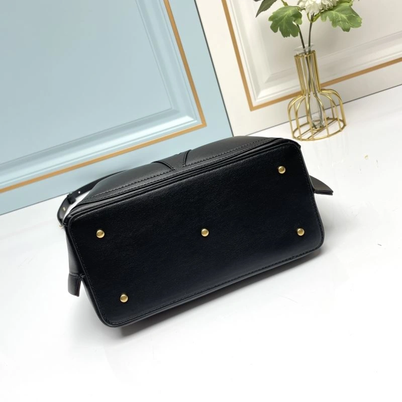 Sporty Valentino Shopping Bags 86770