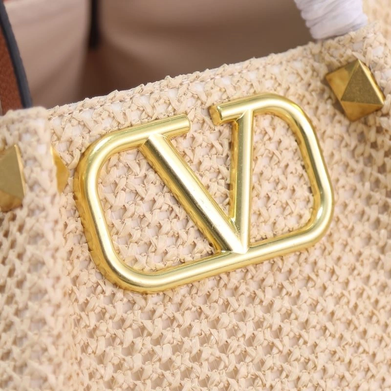 Resilient Valentino Shopping Bags 86712