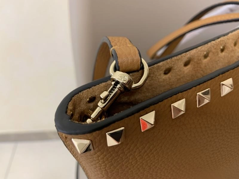 BestValue Valentino Shopping Bags 59610