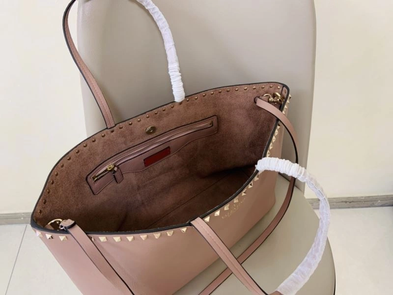 Trendsetting Valentino Shopping Bags 59614