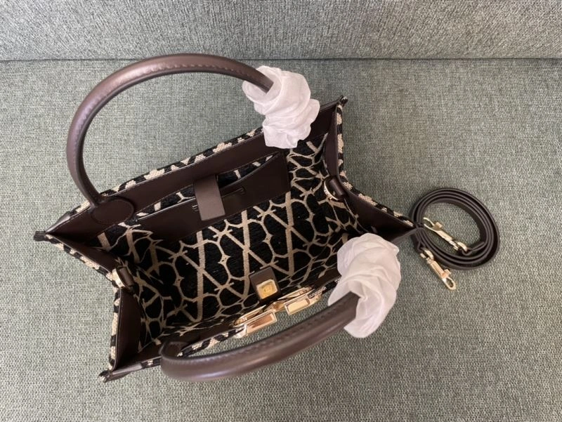 Valentino Shopping Bags Affordable 59596