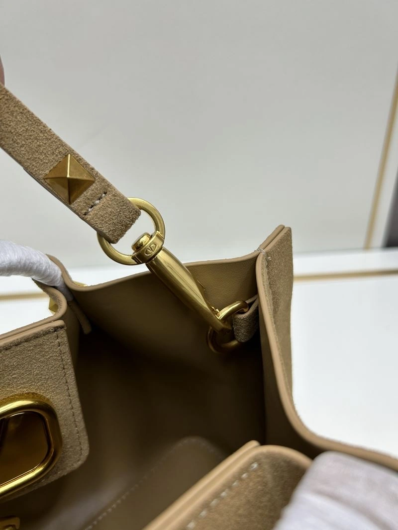 Cozy Valentino Shopping Bags 81976