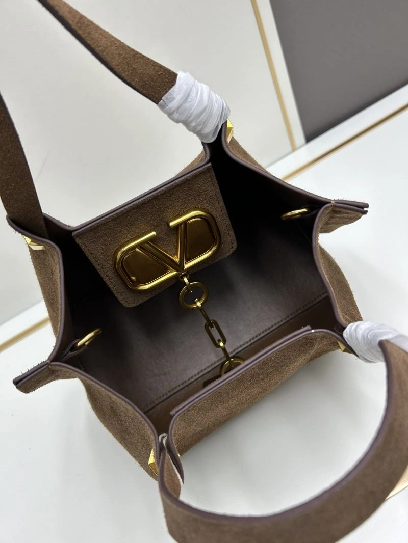 Effortless Valentino Shopping Bags 81986
