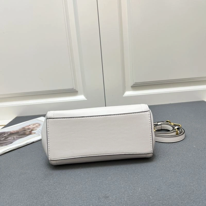 Neat Valentino Shopping Bags 82003