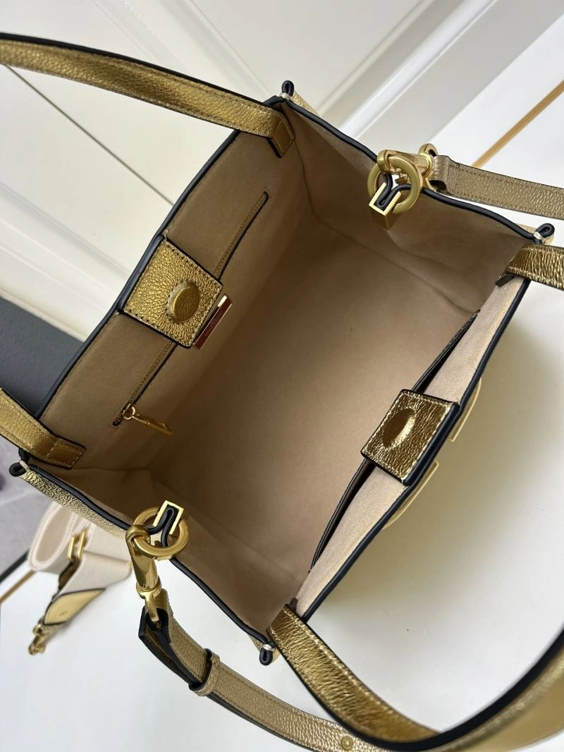 Valentino Shopping Bags WellDesigned 81960