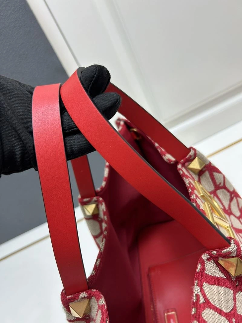 Classic Valentino Shopping Bags 81947