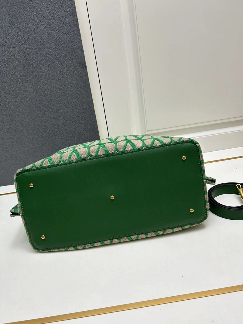 Bold Valentino Shopping Bags 81942