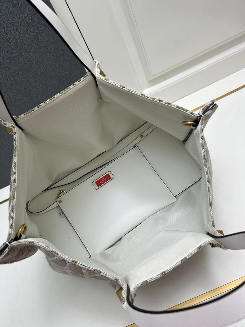 Valentino Shopping Bags Affordable 81973