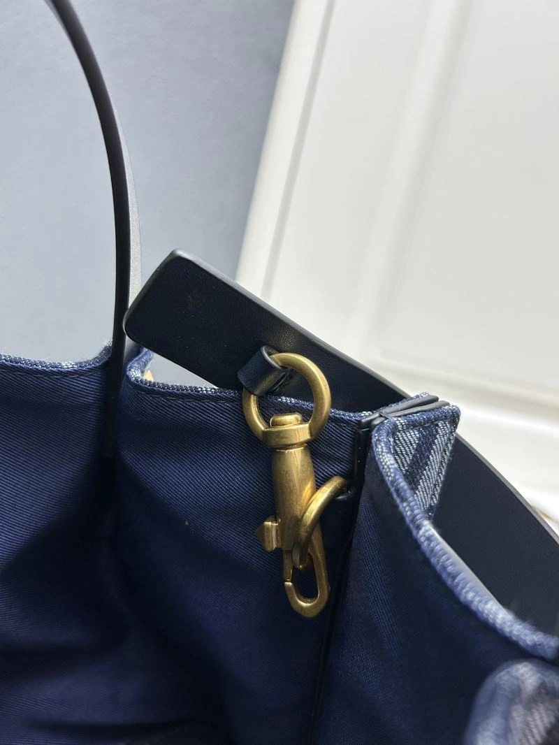 Snug Valentino Shopping Bags 81934