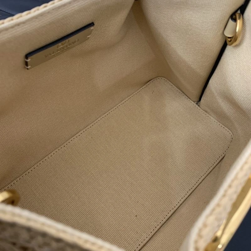 Flexible Valentino Shopping Bags 58159