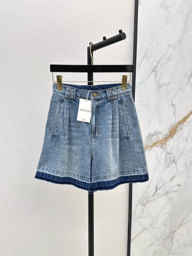 Affordable Valentino Short Pants 174156