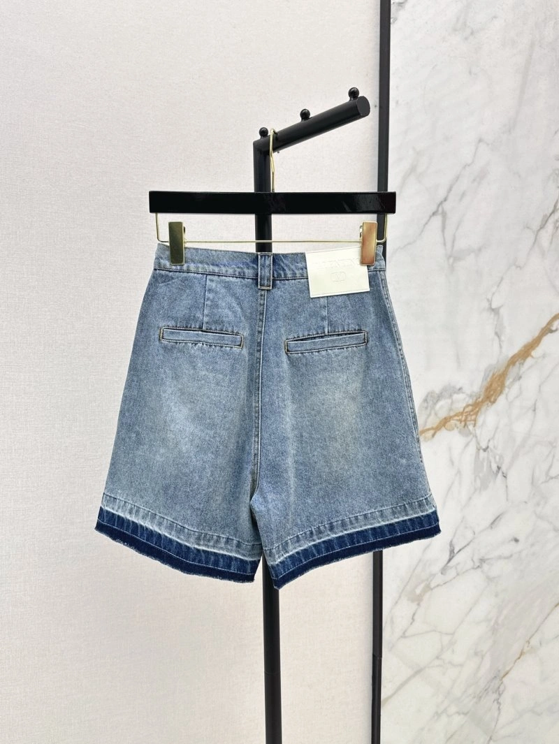 Affordable Valentino Short Pants 174156