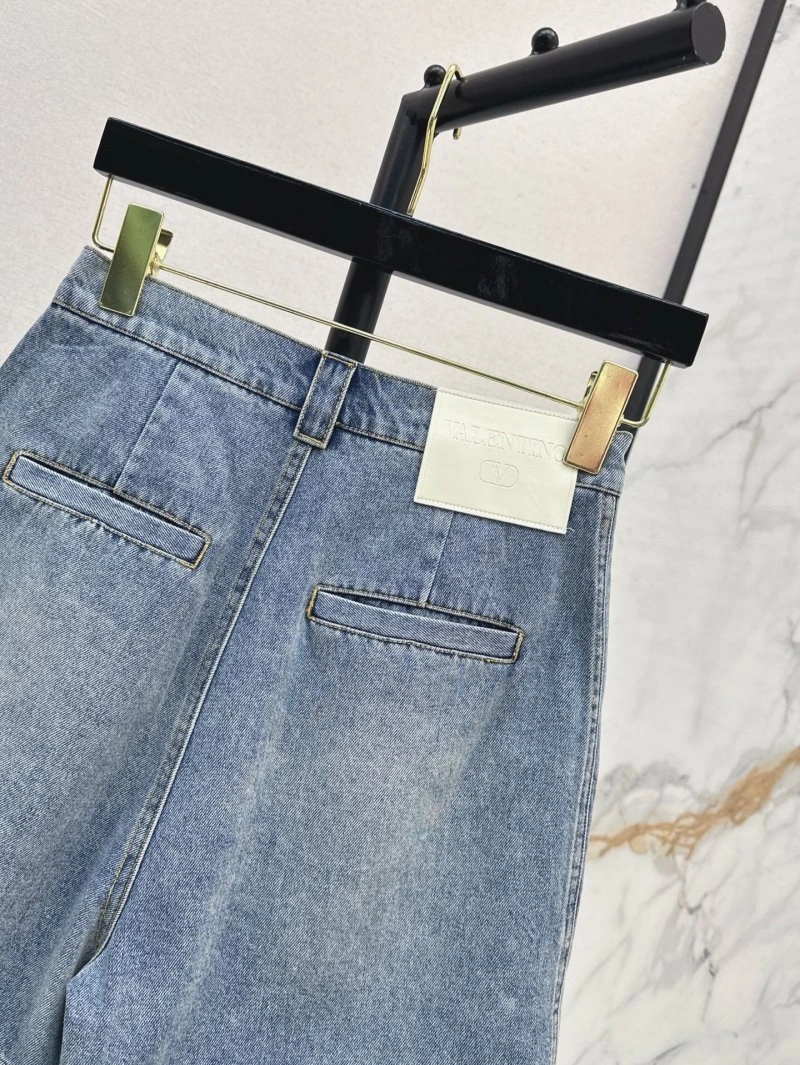 Affordable Valentino Short Pants 174156