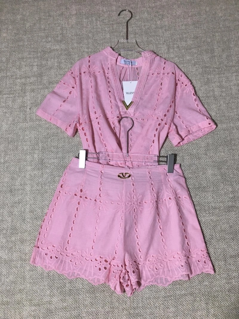 Lightweight Valentino Short Suits 174461