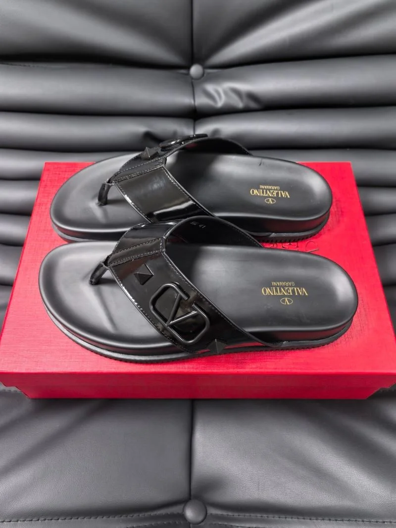 Valentino Slippers Durable 35775