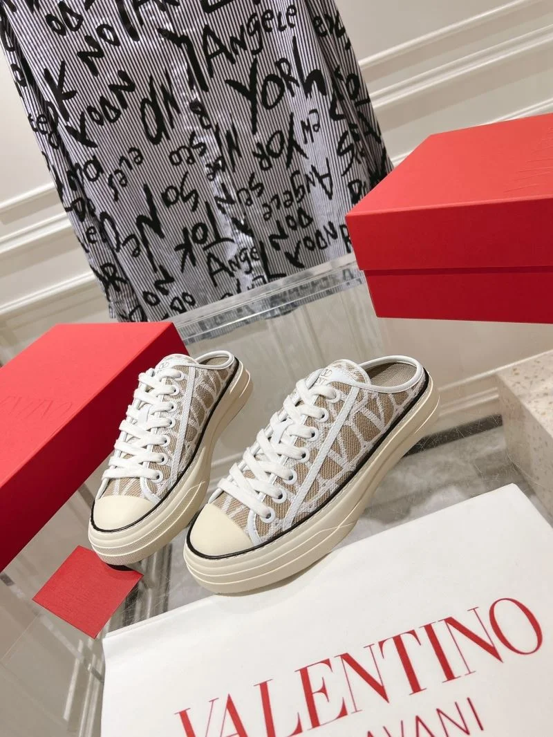 Valentino Slippers Contemporary 36257