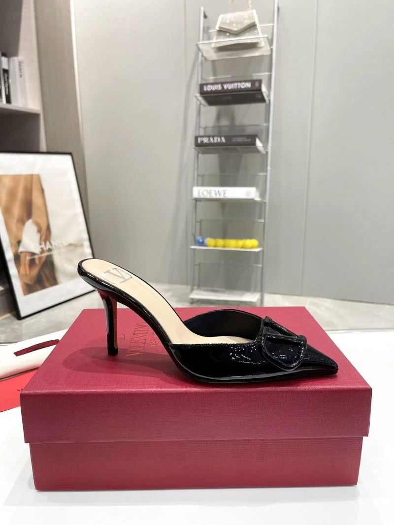 Unisex Valentino Slippers 36583