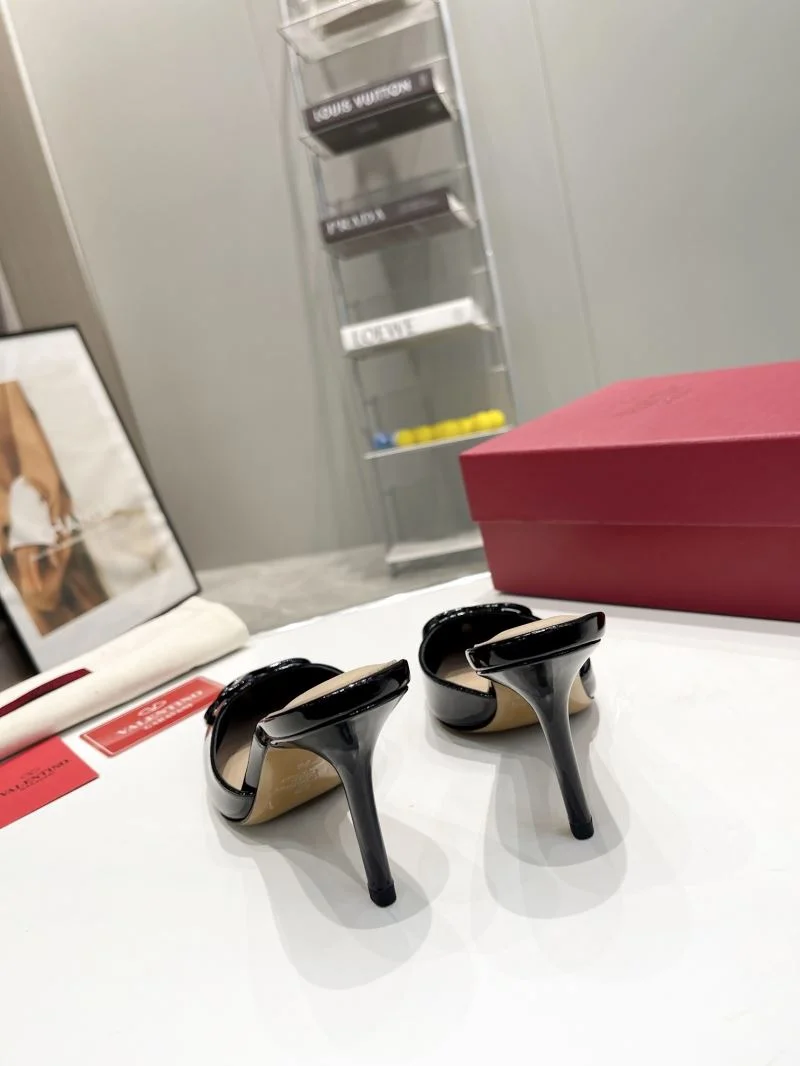 Unisex Valentino Slippers 36583
