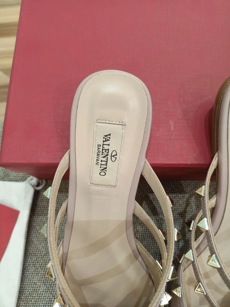 NewStyle Valentino Slippers 36590