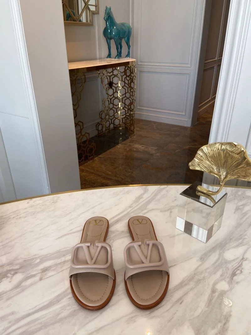 Valentino Slippers Unique 36562