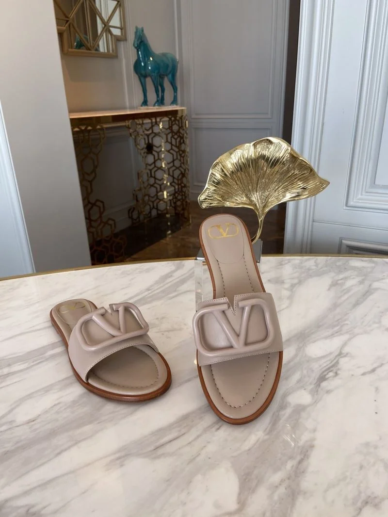 Valentino Slippers Unique 36562