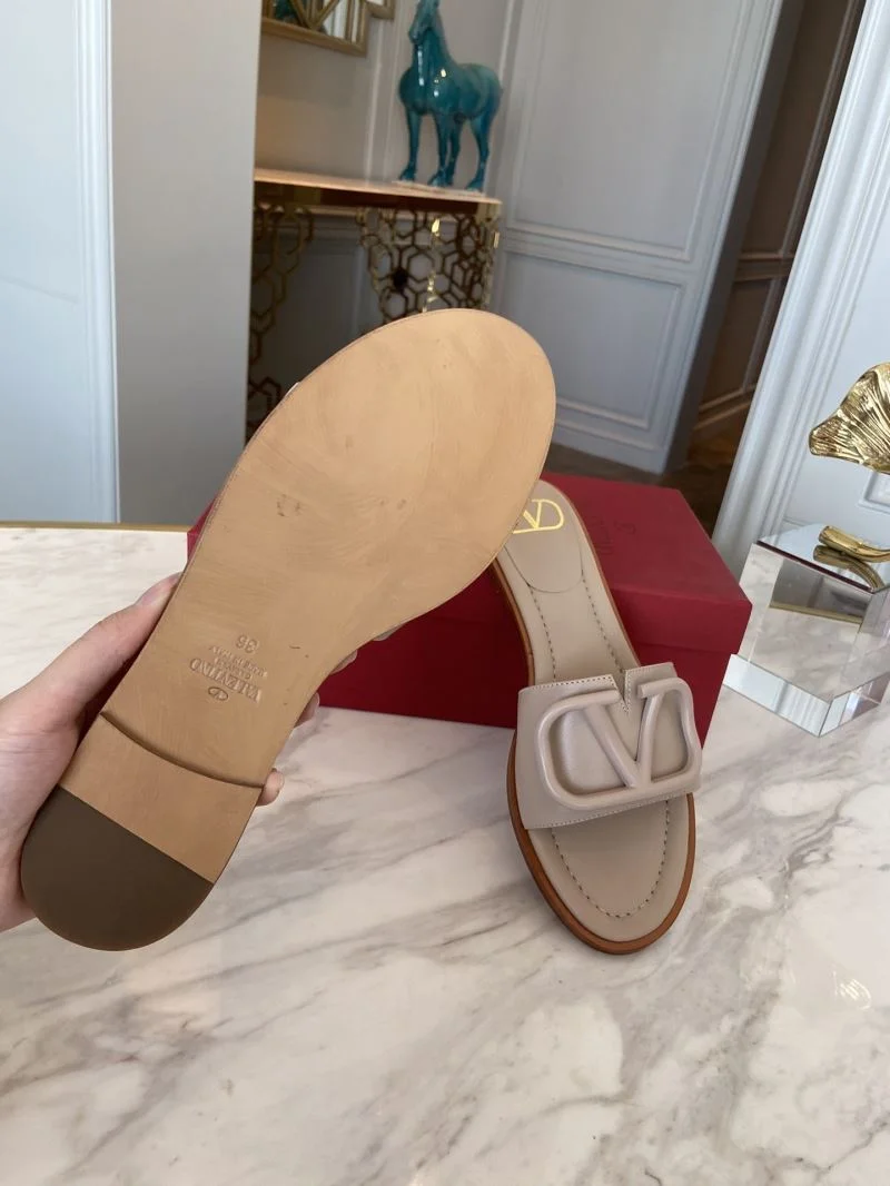 Valentino Slippers Unique 36562