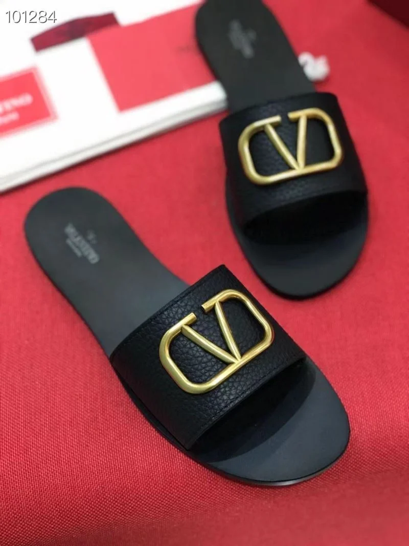Minimalist Valentino Slippers 36565